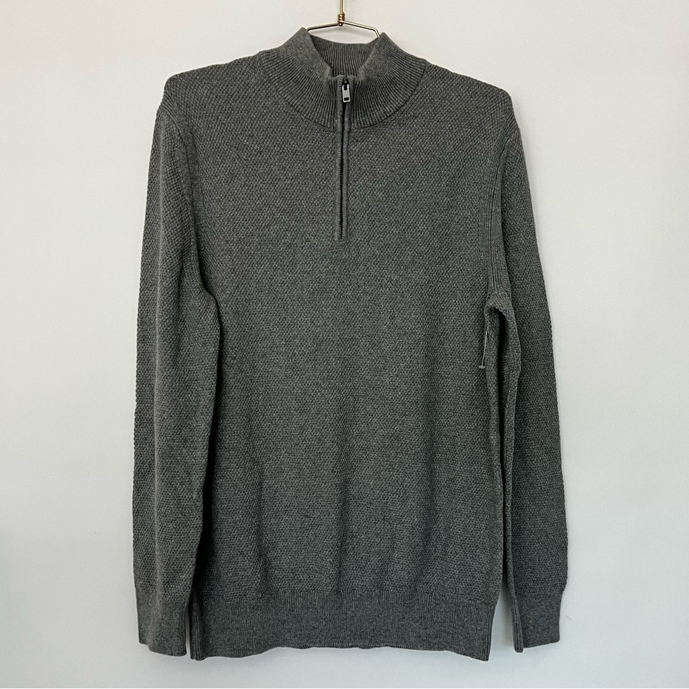 Express Seed Stitch 1/4 Zip Mock Neck Sweater Gray Size Medium Long Sleeve